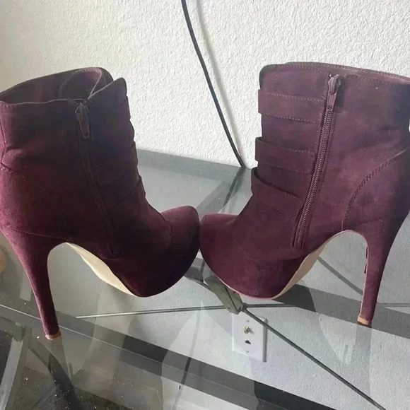 JustFab Niara Burgundy‎ Heeled Boots Size 9 - Picture 7 of 8